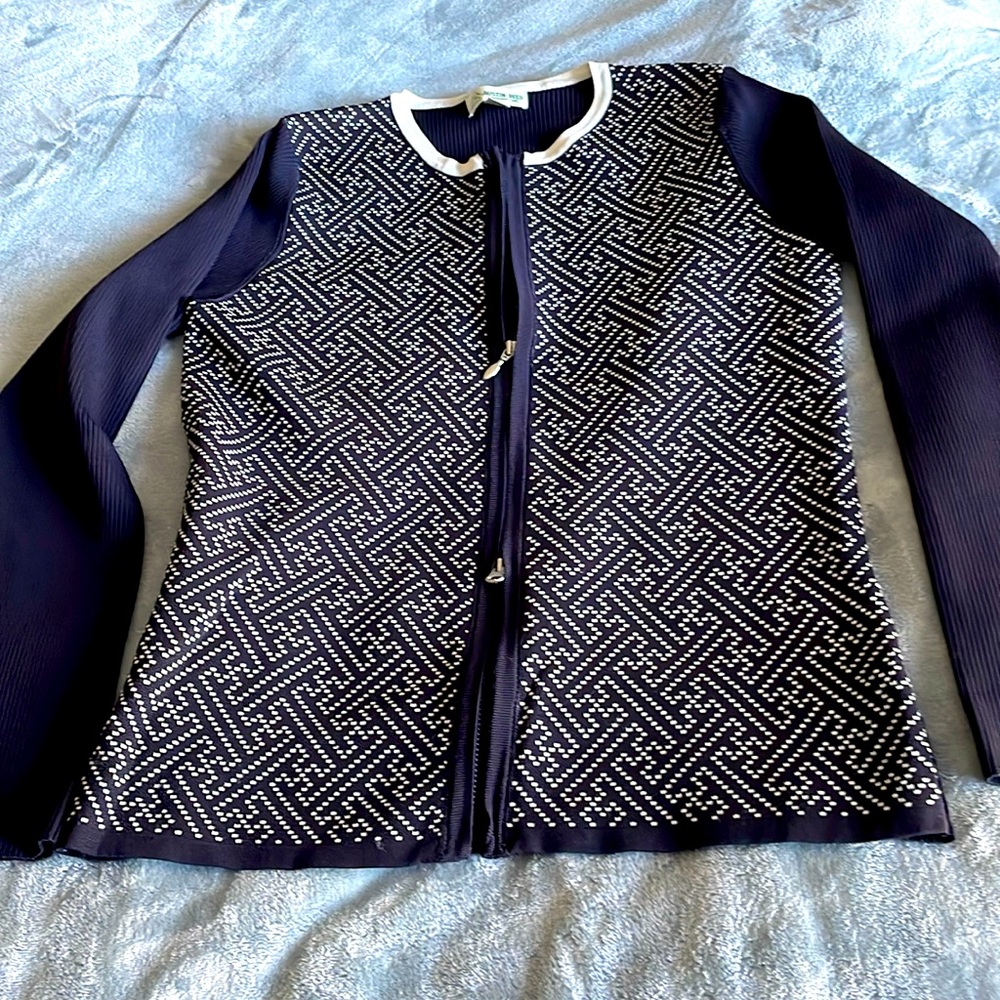 Beautiful zipper cardigan